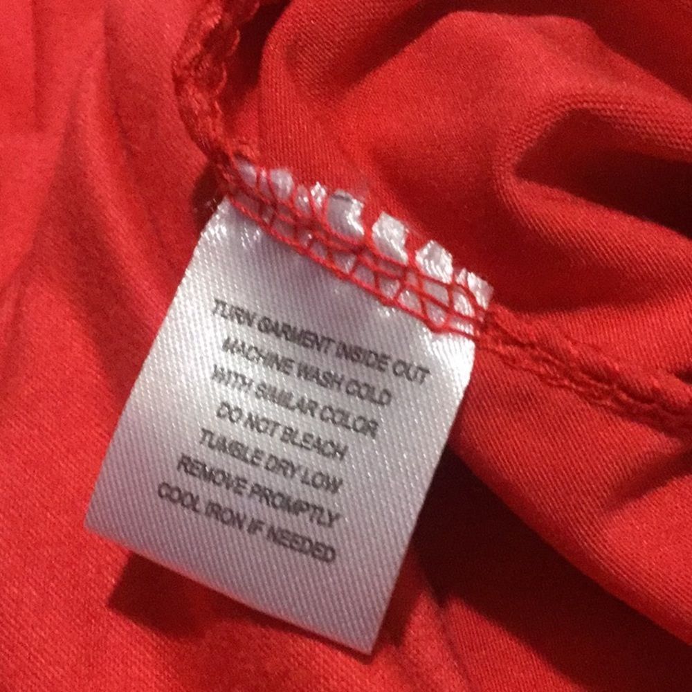 eye candy Red Tank Top - Picture 5 of 6